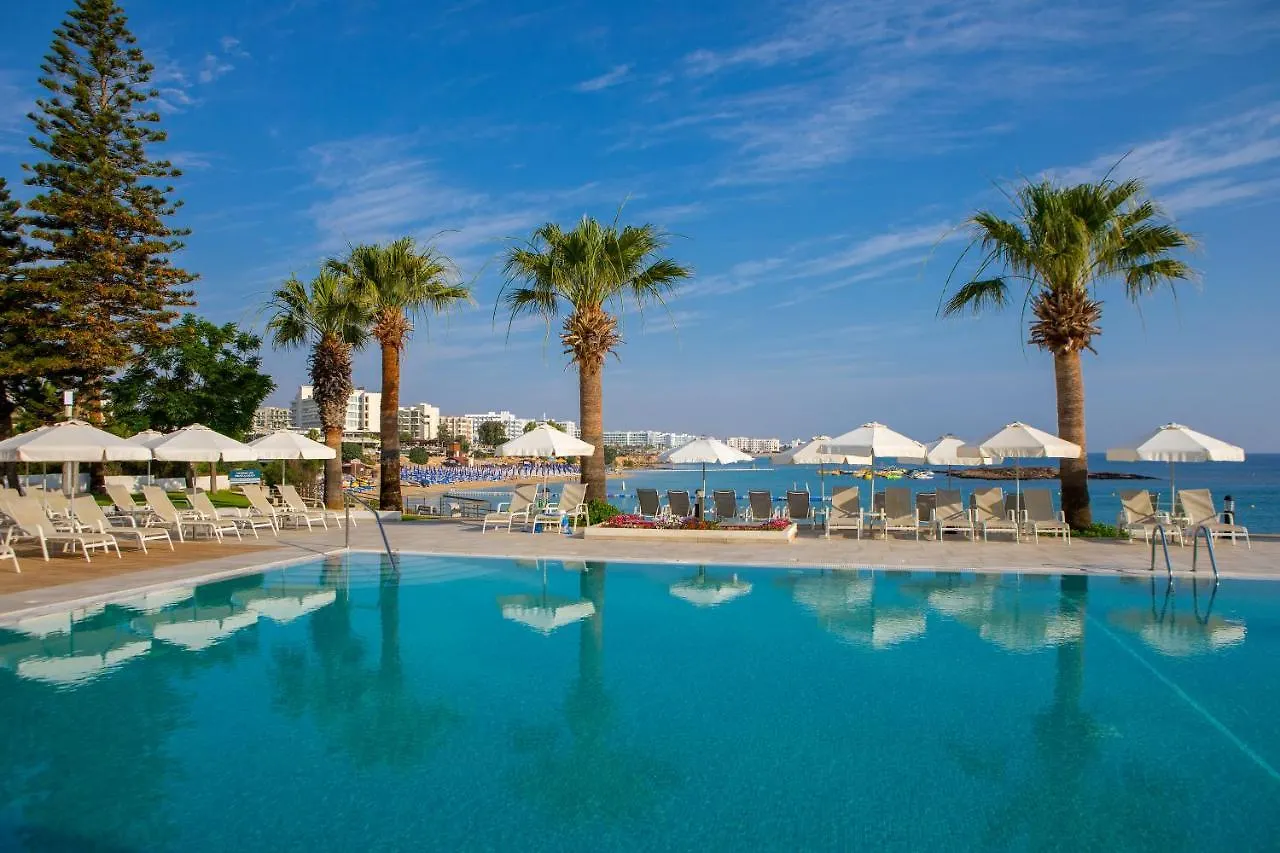 Semesteranläggning (resort) Nausicaa Beach Hotell Protaras