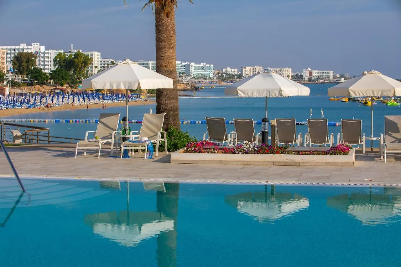 Nausicaa Beach Hotell Protaras 4*,