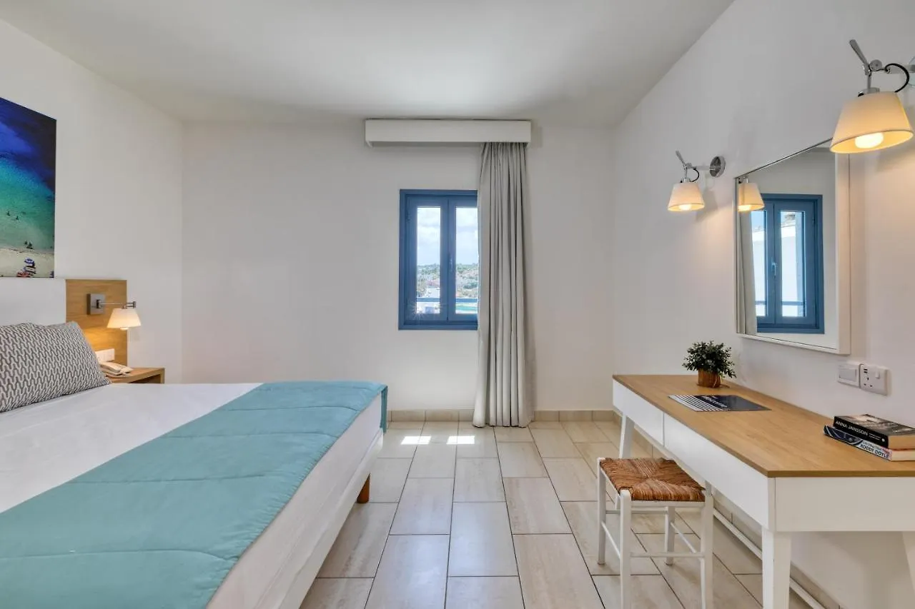 Semesteranläggning (resort) Nausicaa Beach Hotell Protaras