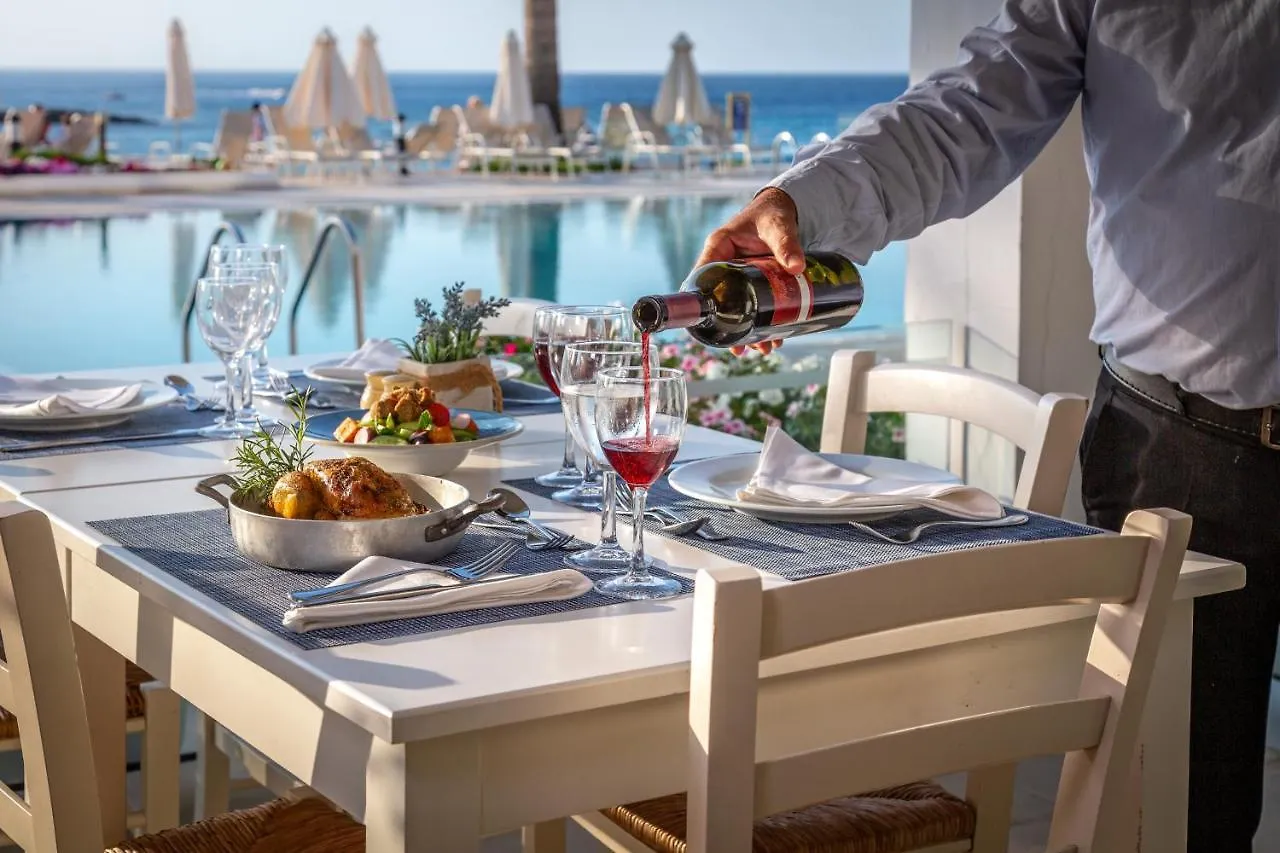 Nausicaa Beach Hotell Protaras 4*,  Cypern
