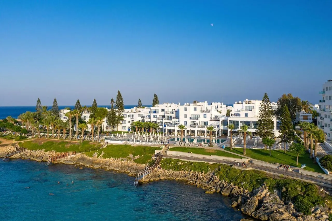 Semesteranläggning (resort) Nausicaa Beach Hotell Protaras